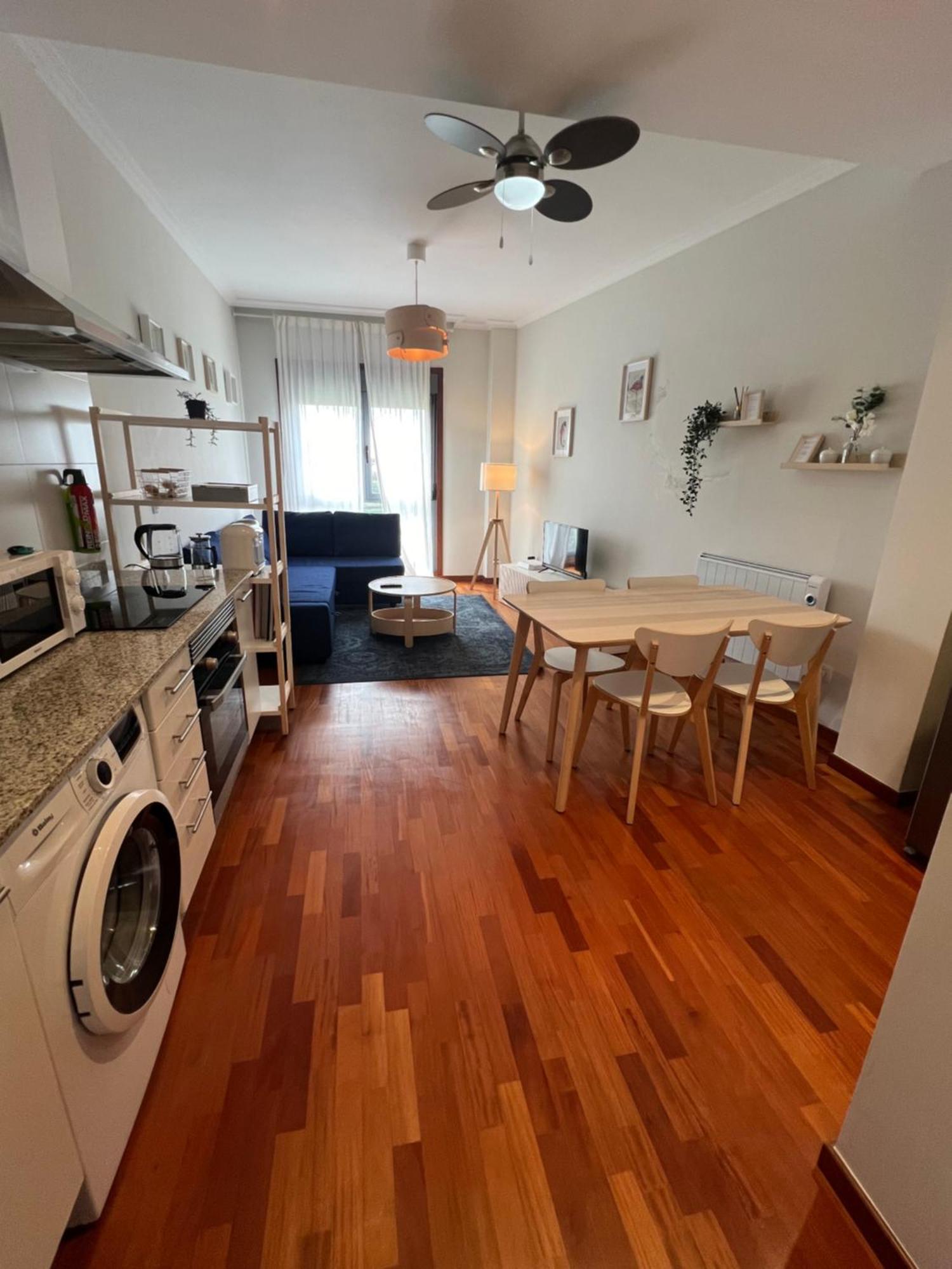 A Estrenar ,Con Vistas Al Mar Y Aparcamiento Gratis En El Casco Viejo-Centro-Zona Portuaria Apartment Vigo Luaran gambar